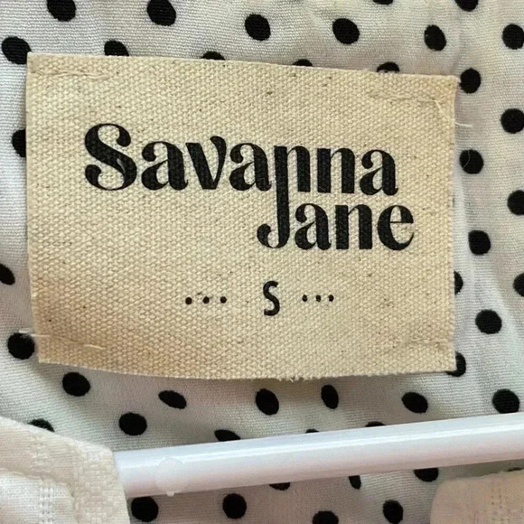 Savanna Jane Polka Dot Embroidered with Cap sleeves Blouse - Picture 5 of 9